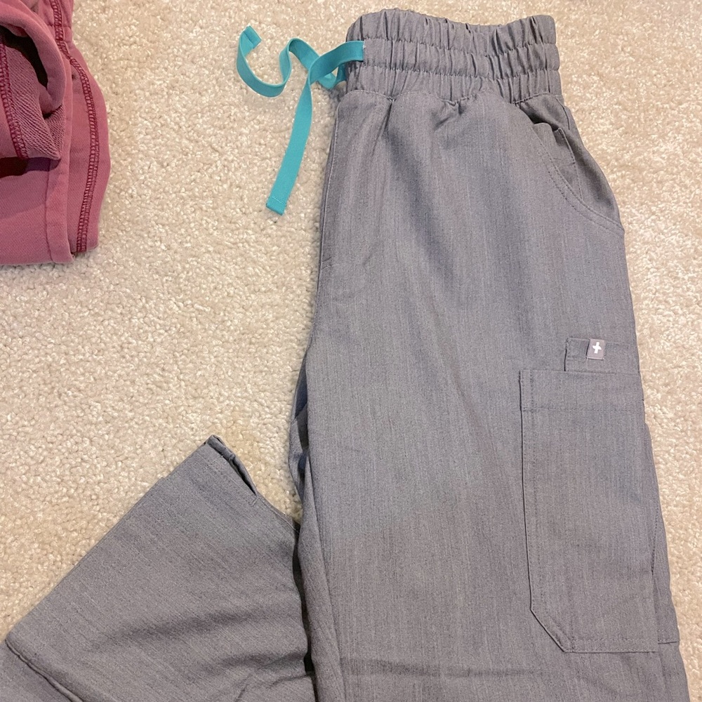 Fig scrub pants